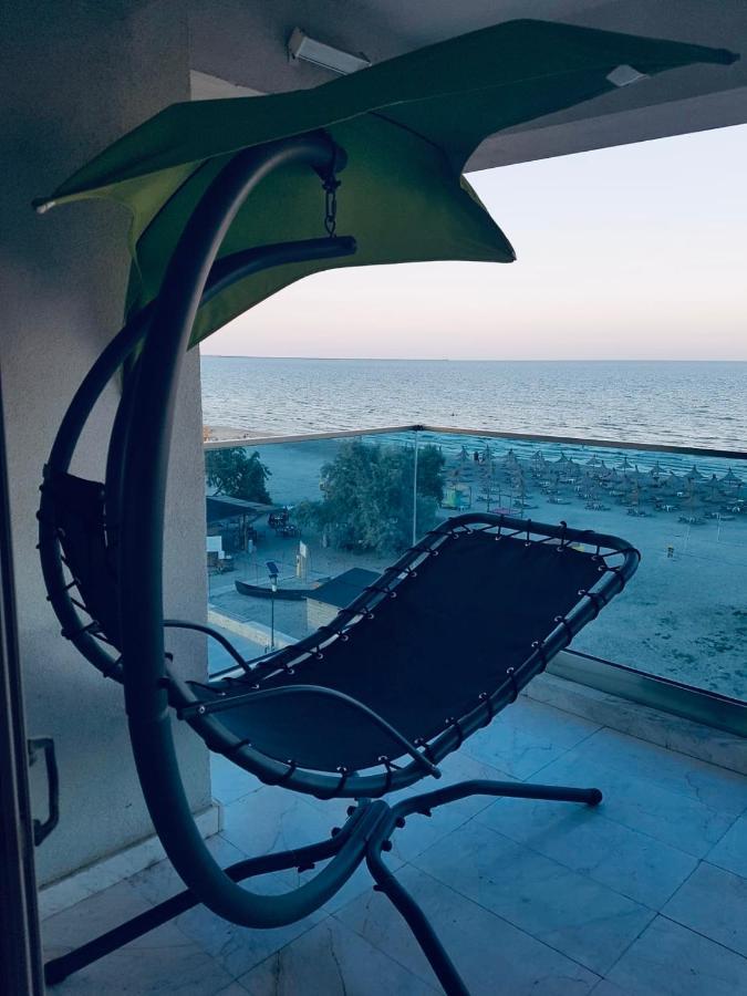 Wave 2 Mamaia Prima Linie Vedere La Mare 120Mp Năvodari Exterior foto